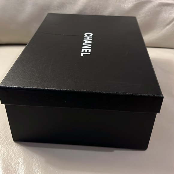 Chanel shoe box - Picture 3 of 3